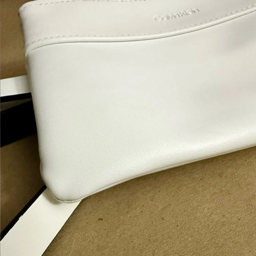 NWT - Calvin Klein White Belt Bag L/XL